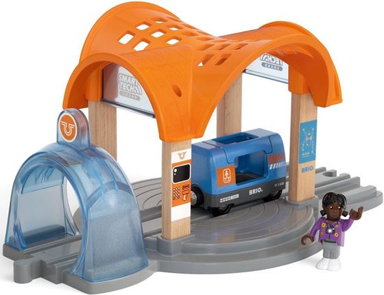 Bilde av UTGÅTT! BRIO World Smart Tech Sound - Togstasjon med magiske tunneler