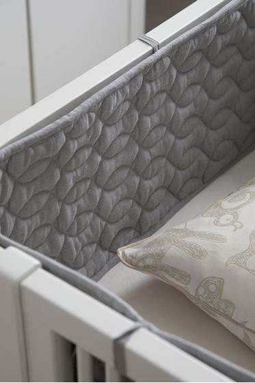 Bilde av UTGÅTT! Sebra Sengekant, Quiltet, elephant grey