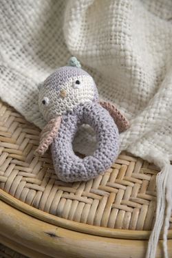 Bilde av Sebra Heklet rangle, uglen Blinky, raindrop grey