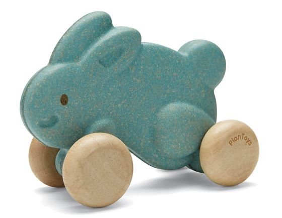 Bilde av PlanToys Treleke, Trekke-kanin, lyseblå