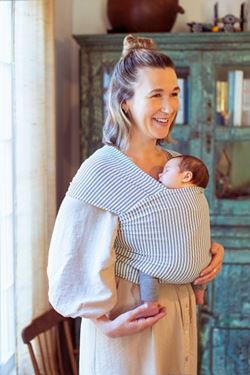 Bilde av Ergobaby Aura Bæresjal, Navy Gingham Stripe