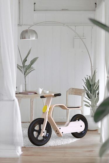 Bilde av Mamatoyz Balansesykkel i Tre, Ride Me
