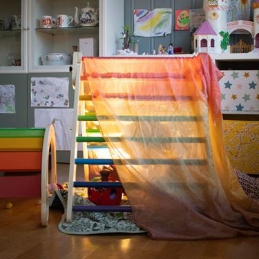 Bilde av Sagababy Klatrestativ, Regnbue Pikler Triangel