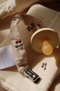 Bilde av Kongens Sløjd Smokkesnor, 2pk Cherry