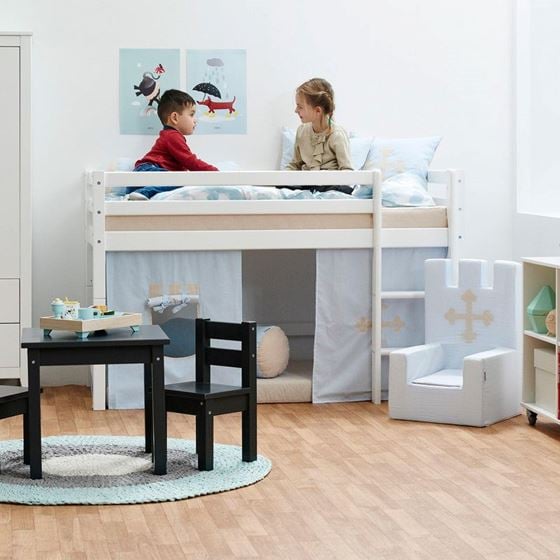 Bilde av Hoppekids Halvhøy Seng, Eco Comfort med Fairytale Knight Forheng