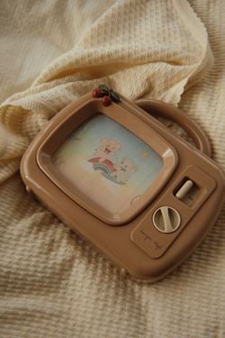Bilde av Konges Sløjd Baby Leke-TV, My Melody TV, Cherry